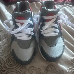 Nike huarache sneakers
